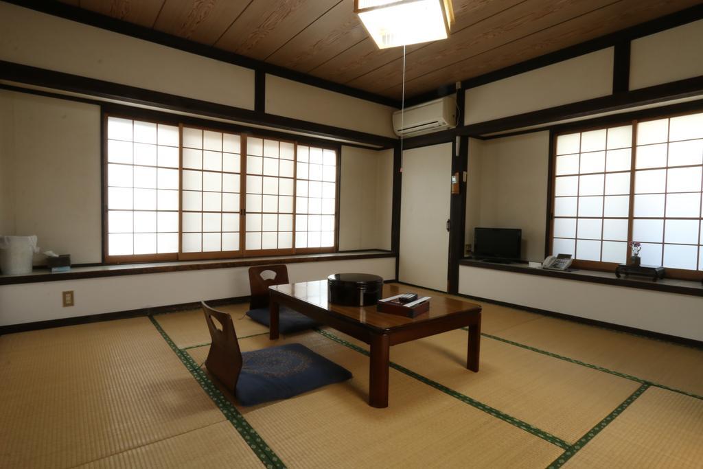 Yunomoto Onsen Hotell Miyakonojō Eksteriør bilde